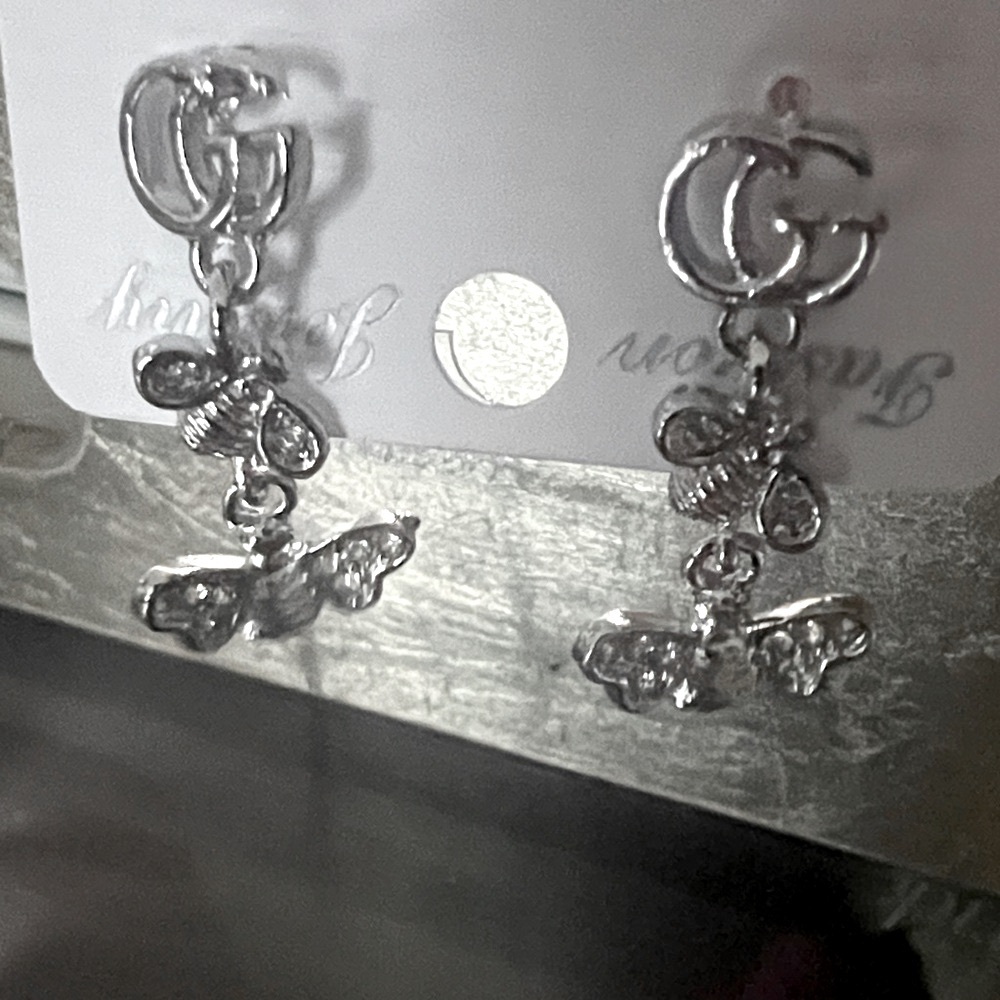 GG Silver Tone Bumble Bee Earrings